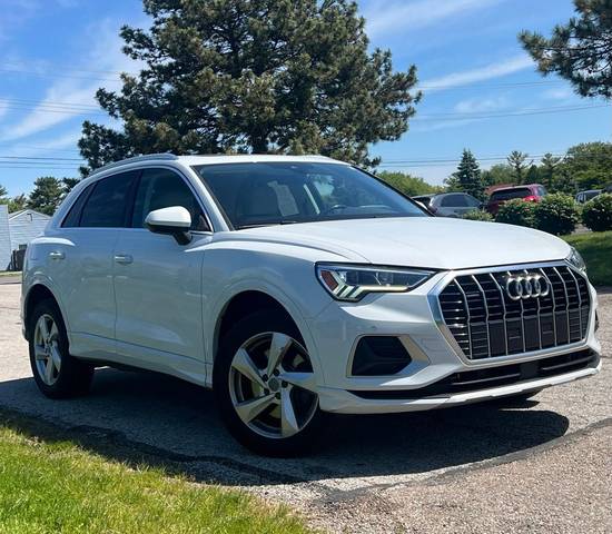 2020 Audi Q3 Premium Plus AWD photo