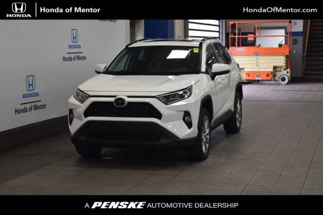 2019 Toyota RAV4 XLE Premium AWD photo