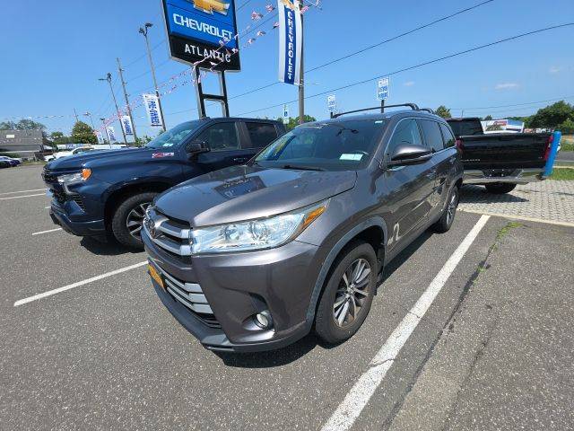 2019 Toyota Highlander XLE AWD photo
