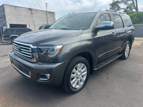 2020 Toyota Sequoia Platinum RWD photo