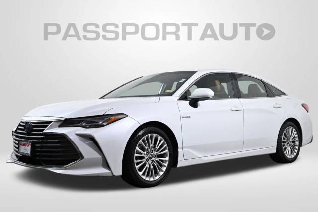 2020 Toyota Avalon Hybrid Limited FWD photo