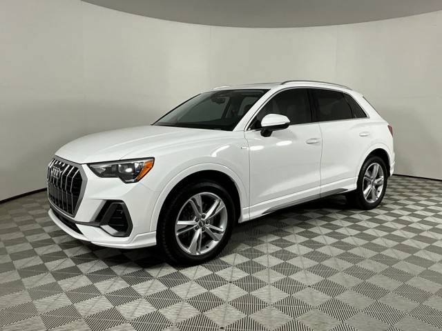 2020 Audi Q3 S line Premium AWD photo