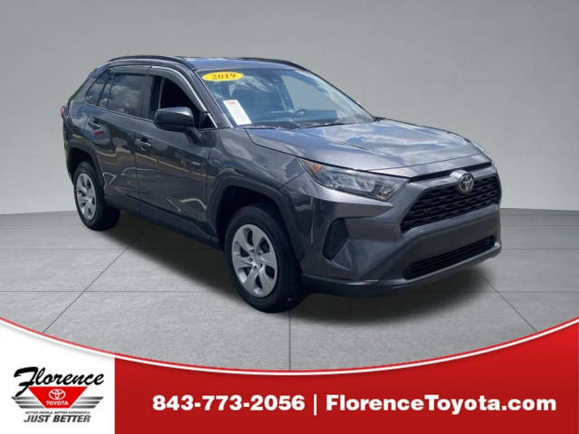 2019 Toyota RAV4 LE AWD photo