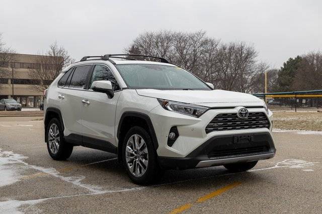 2019 Toyota RAV4 Limited AWD photo