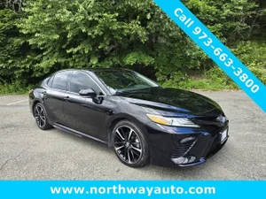 2020 Toyota Camry XSE FWD photo