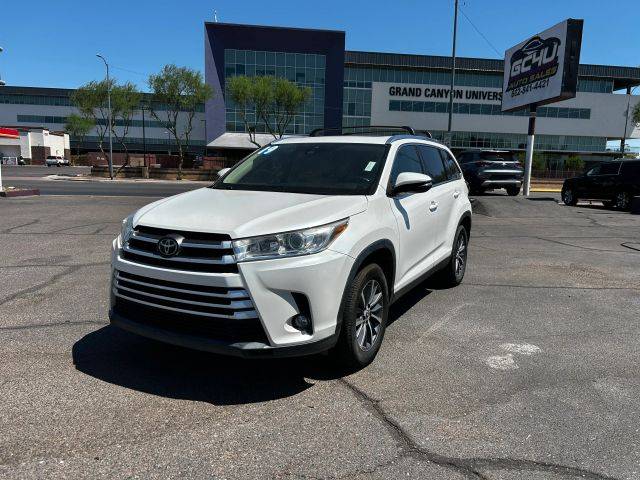 2019 Toyota Highlander XLE FWD photo