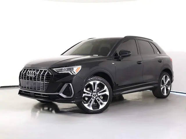 2020 Audi Q3 S line Prestige AWD photo
