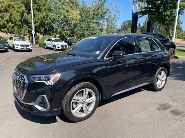 2020 Audi Q3 S line Premium Plus AWD photo