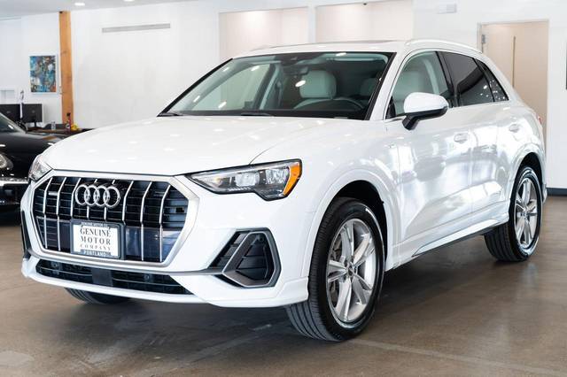 2020 Audi Q3 S line Premium AWD photo