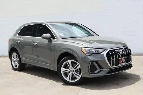 2020 Audi Q3 S line Premium AWD photo