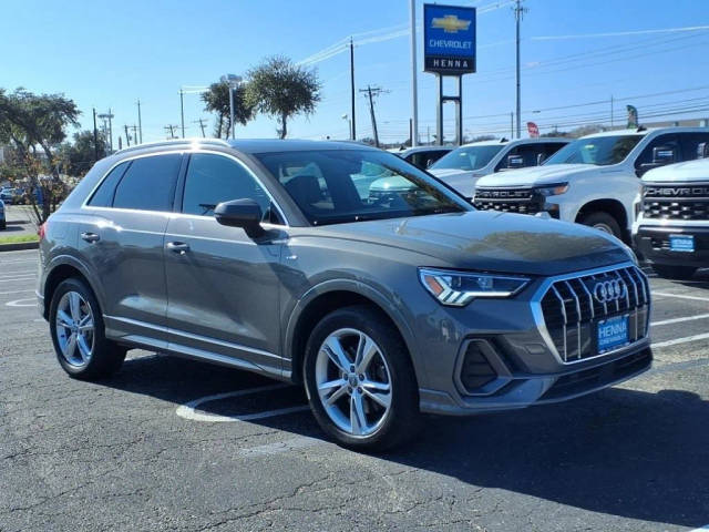 2020 Audi Q3 S line Premium Plus AWD photo