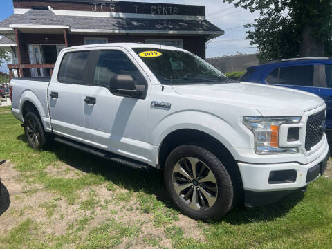 2019 Ford F-150 XL 4WD photo