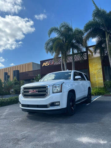 2016 GMC Yukon SLT RWD photo