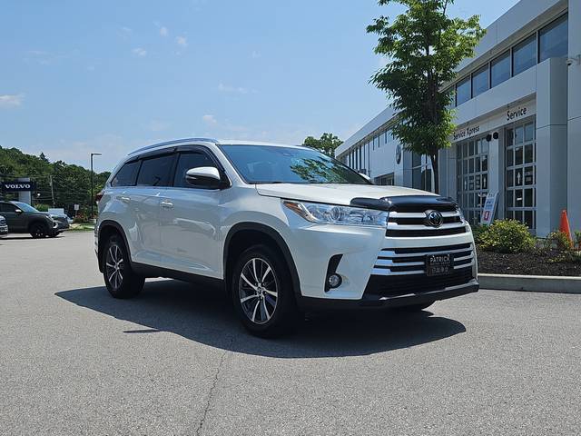 2019 Toyota Highlander XLE AWD photo