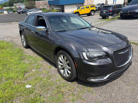 2019 Chrysler 300 Limited AWD photo