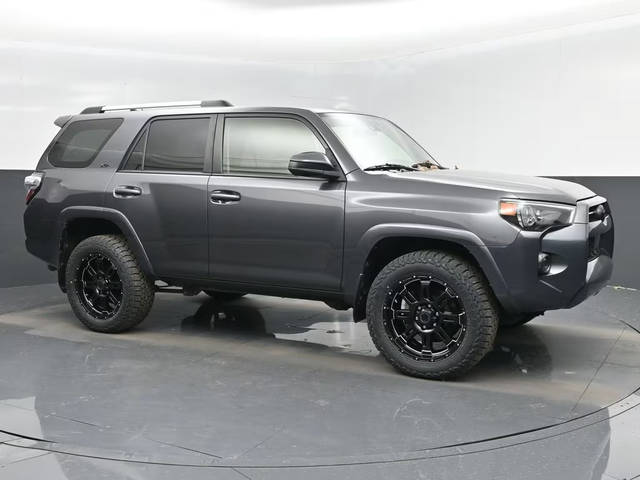 2020 Toyota 4Runner SR5 4WD photo