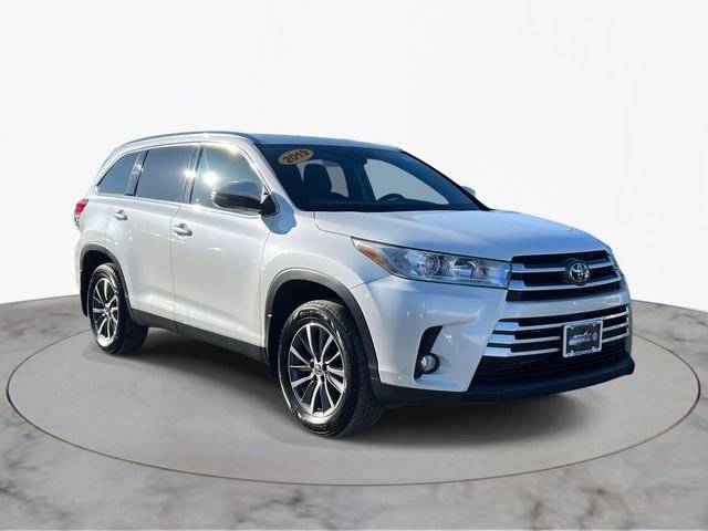 2019 Toyota Highlander XLE AWD photo