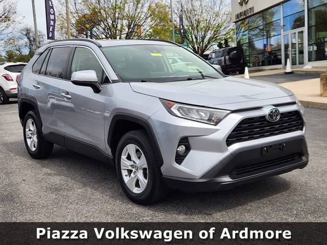 2019 Toyota RAV4 XLE AWD photo