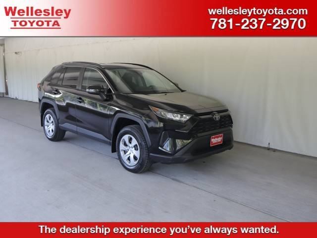 2019 Toyota RAV4 LE AWD photo