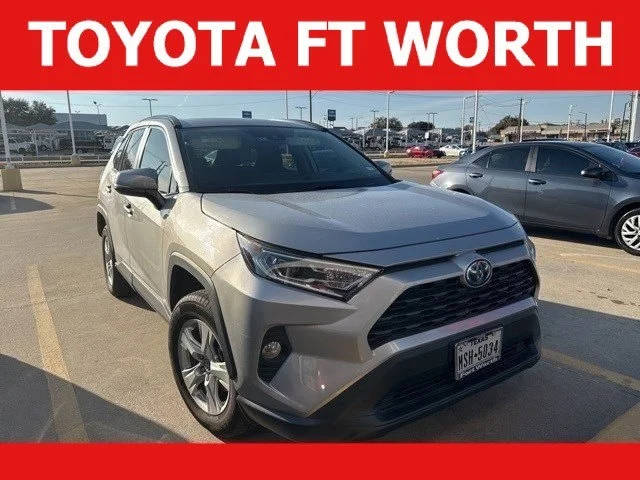 2019 Toyota RAV4 Hybrid XLE AWD photo