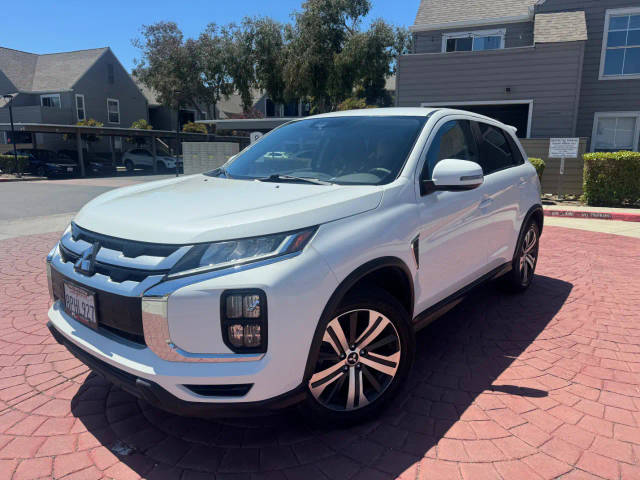 2020 Mitsubishi Outlander Sport SE 2.0 FWD photo