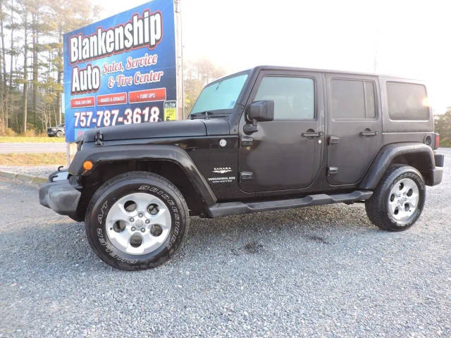 2015 Jeep Wrangler Unlimited Sahara 4WD photo