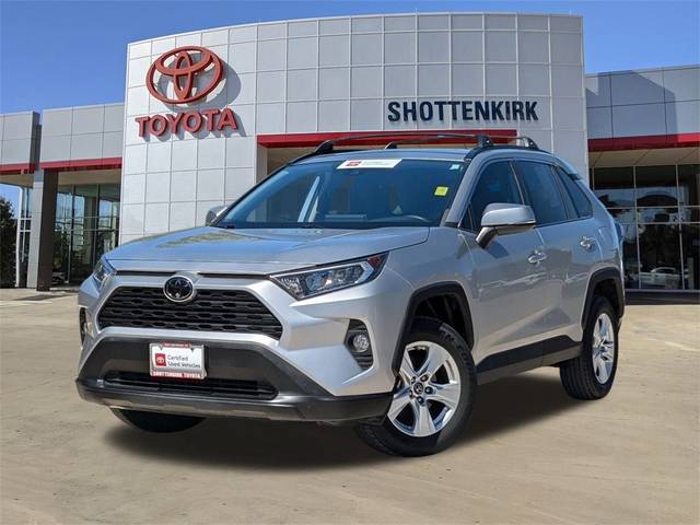 2019 Toyota RAV4 XLE FWD photo