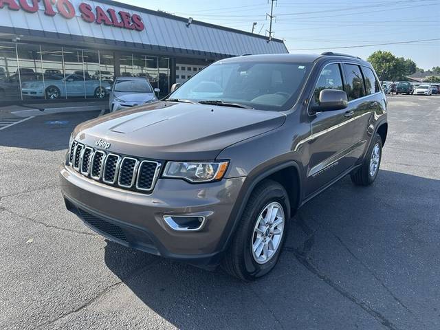 2020 Jeep Grand Cherokee Laredo E 4WD photo
