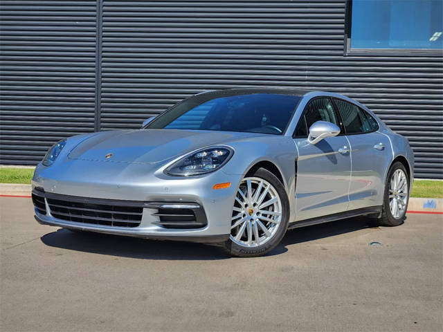 2020 Porsche Panamera 4 AWD photo