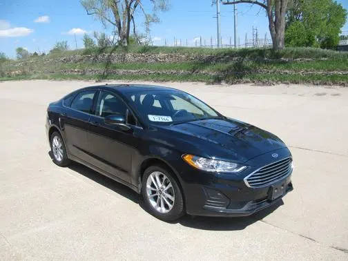 2020 Ford Fusion SE FWD photo