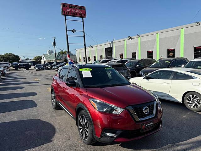 2019 Nissan Kicks SR FWD photo