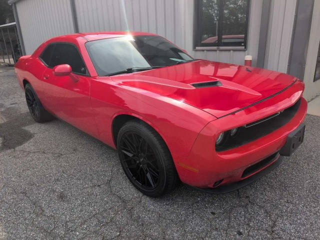 2019 Dodge Challenger SXT RWD photo