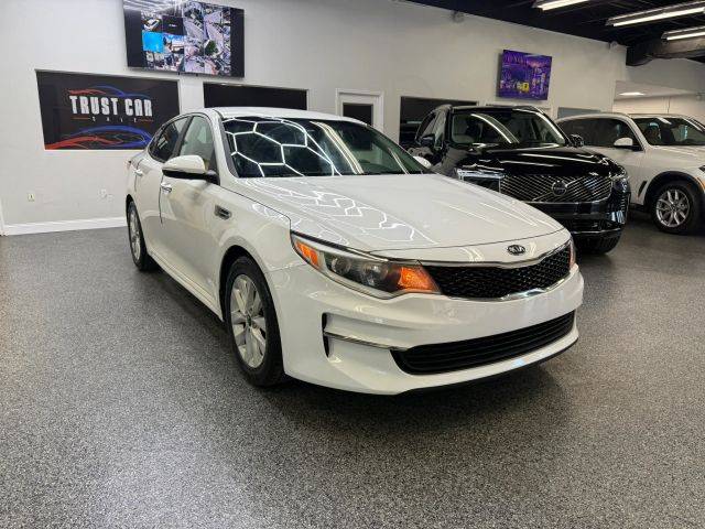 2017 Kia Optima LX FWD photo