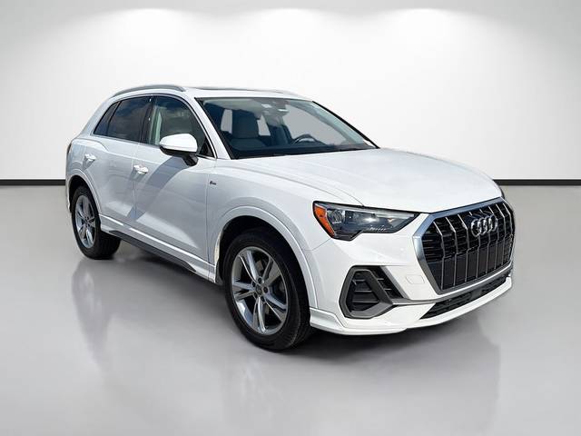2020 Audi Q3 S line Premium AWD photo