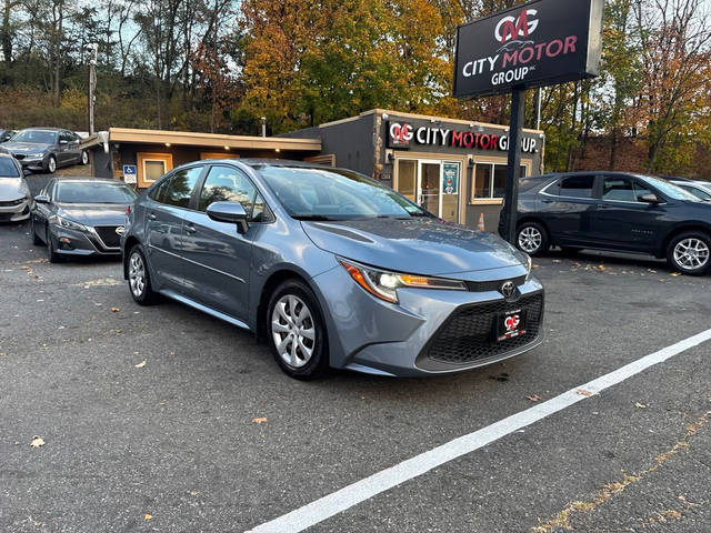 2020 Toyota Corolla LE FWD photo