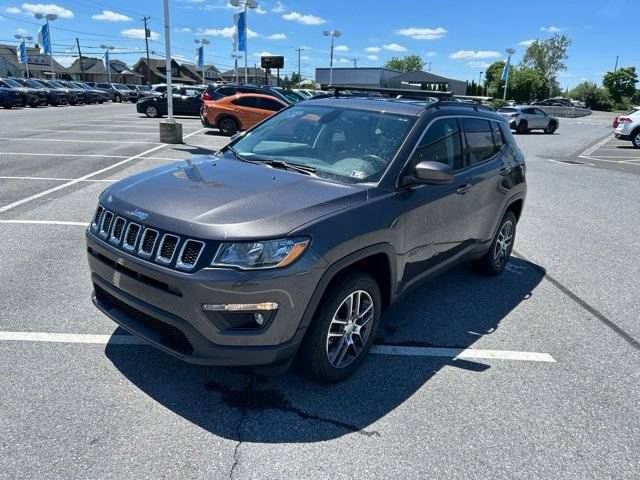 2020 Jeep Compass Latitude 4WD photo