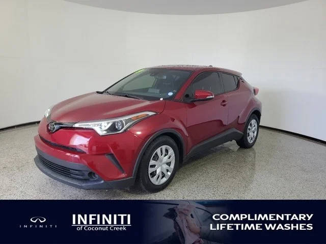 2019 Toyota C-HR LE FWD photo