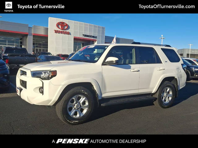 2020 Toyota 4Runner SR5 4WD photo