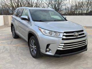 2019 Toyota Highlander XLE AWD photo