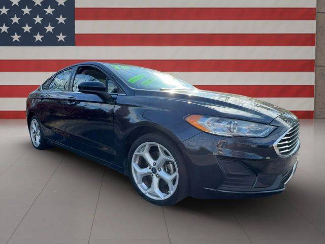 2020 Ford Fusion SE FWD photo
