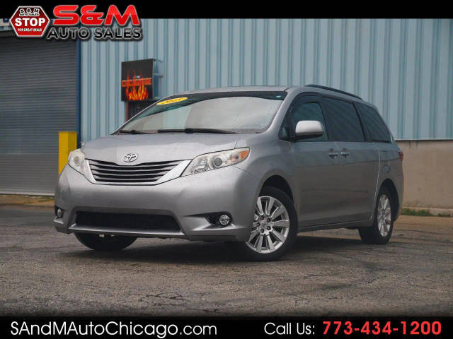2015 Toyota Sienna XLE AWD photo