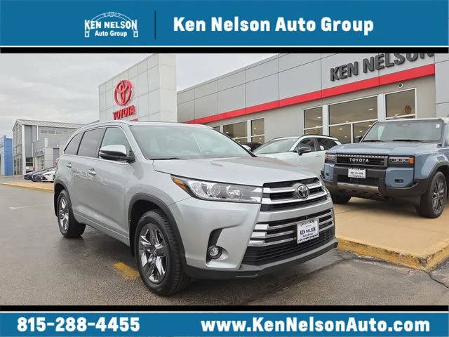 2019 Toyota Highlander Limited Platinum AWD photo