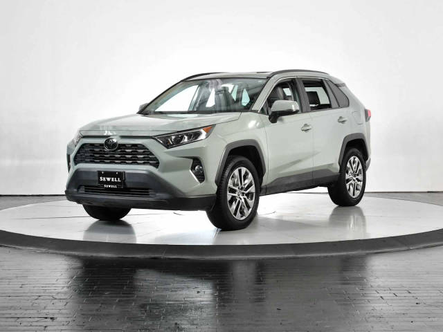 2019 Toyota RAV4 XLE Premium FWD photo