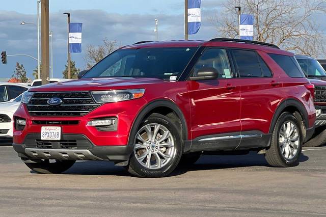 2020 Ford Explorer XLT 4WD photo