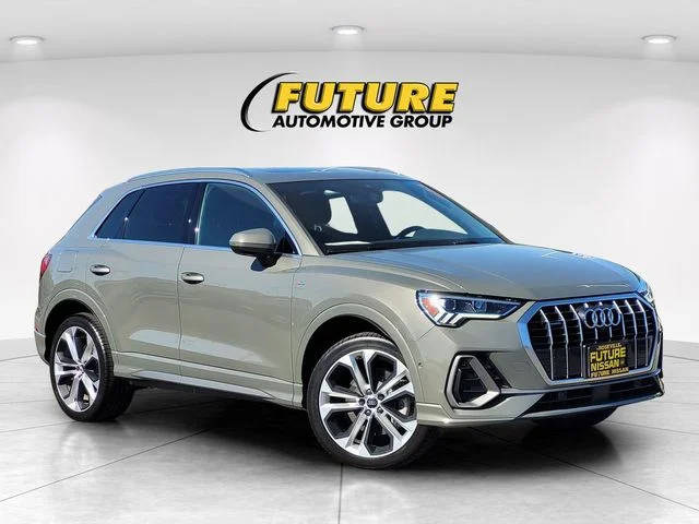 2020 Audi Q3 S line Prestige AWD photo