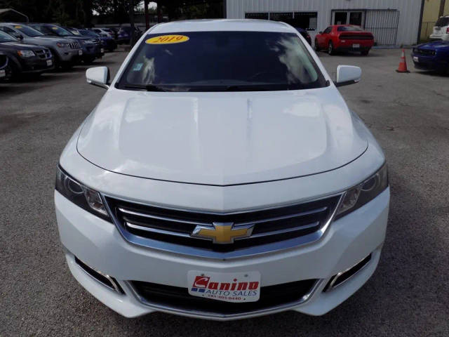 2019 Chevrolet Impala LT FWD photo