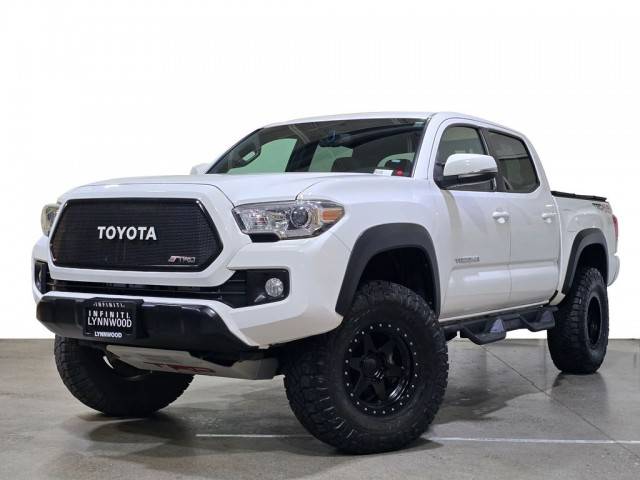 2016 Toyota Tacoma TRD Off Road 4WD photo