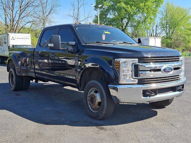 2019 Ford F-350 Super Duty XL 4WD photo
