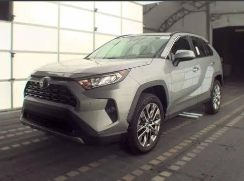 2019 Toyota RAV4 Limited FWD photo