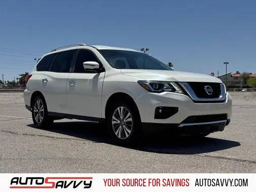 2020 Nissan Pathfinder SL 4WD photo
